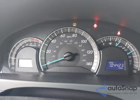 2013 Toyota Camry Se z USA, uszkodzony, nr VIN 4T1BF1FK0DU661110